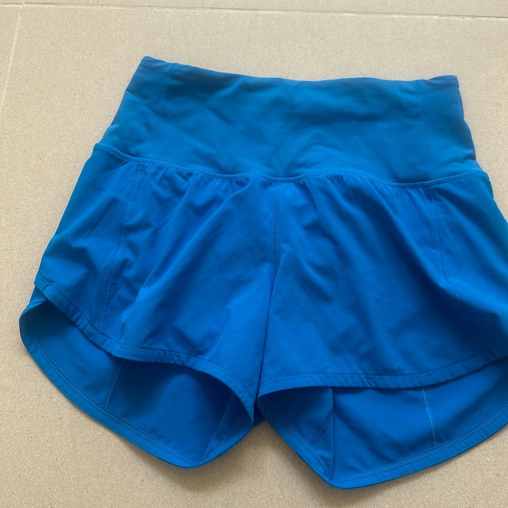 Rare lululemon poolside high rise speed ups 4 in size 2 perfect condition